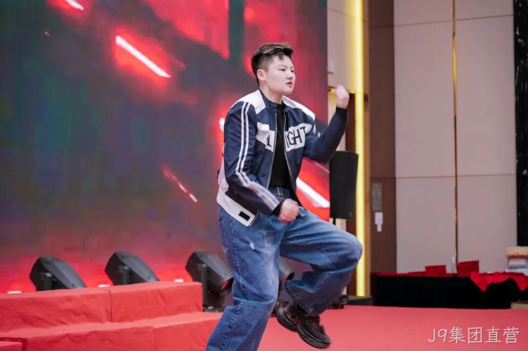 芯耀赛场,微力全开——J9集团直营2026新春宴会圆满举